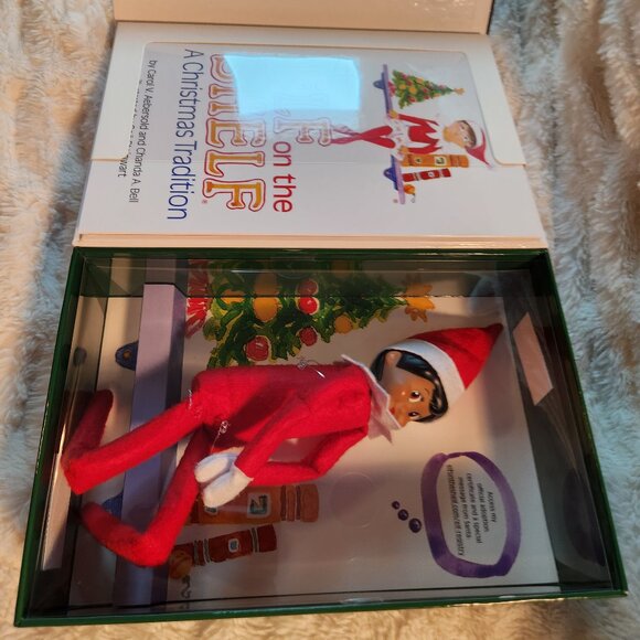 The Elf on the Shelf: A Christmas Tradition Box Set (Elf Doll & Hardcover Book) - Picture 6 of 16